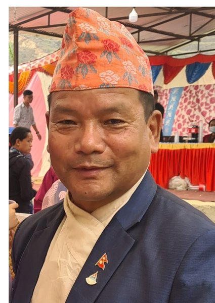 गिरमान गुरुङ